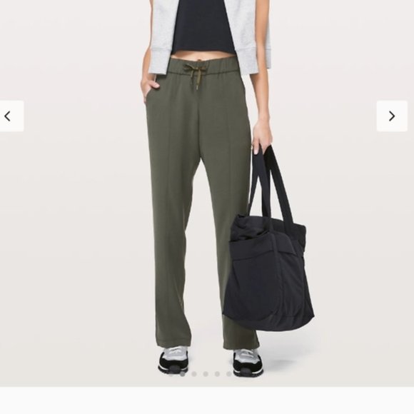 lululemon athletica Pants - NWT LULULEMON On the Right Track Pant Olive/Black